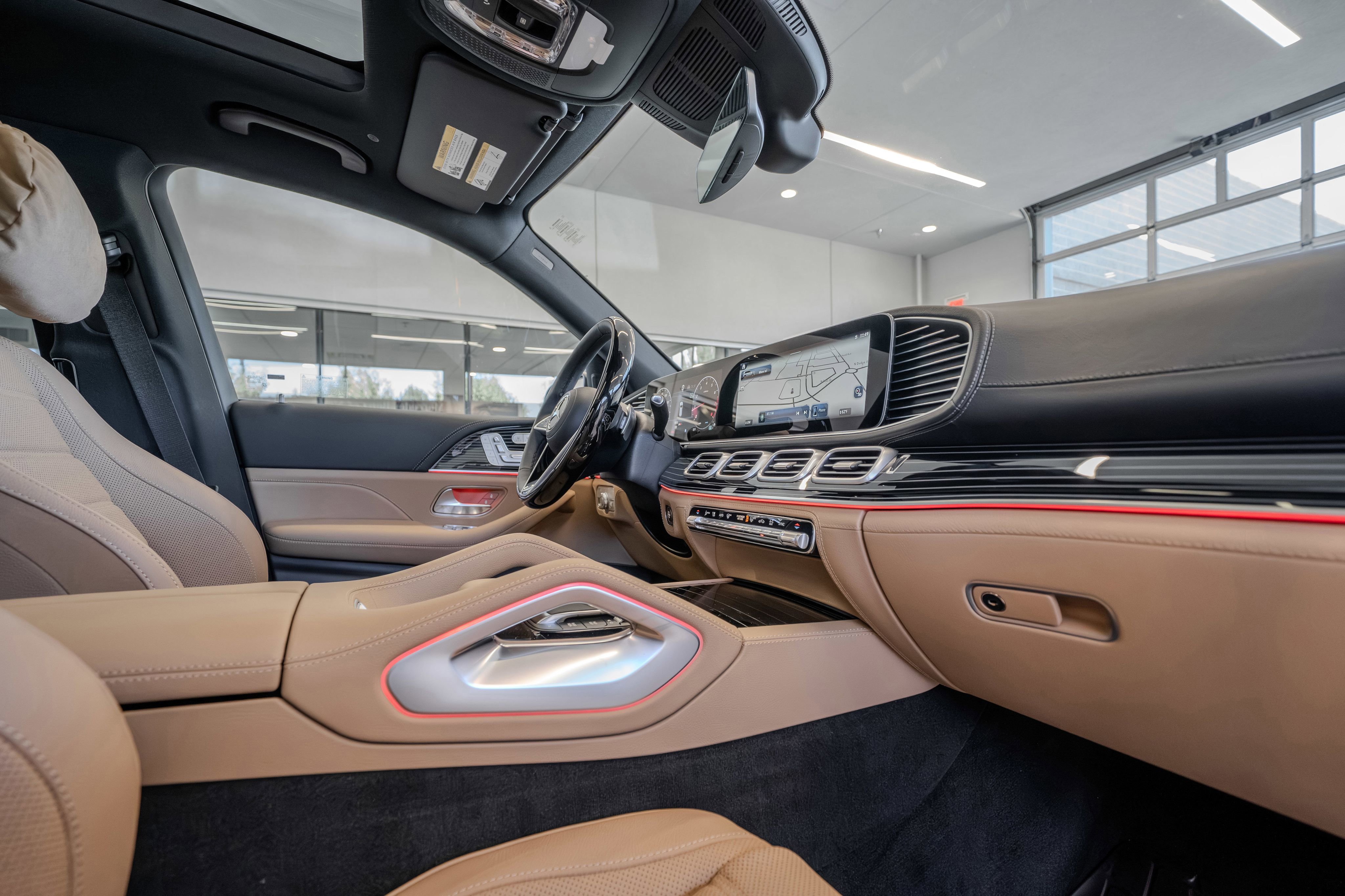 New 2026 Mercedes-Benz GLS 580 4MATIC image 17