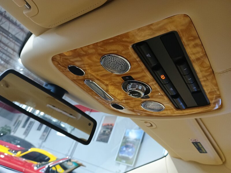Used 2014 Bentley Flying Spur W12 AWD/4WD image 29