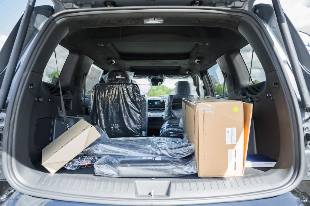 New 2026 Hyundai Santa Fe Calligraphy image 9