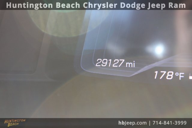 Used 2023 Chevrolet Corvette Stingray Convertible w/ Z51 Performance Package image 20