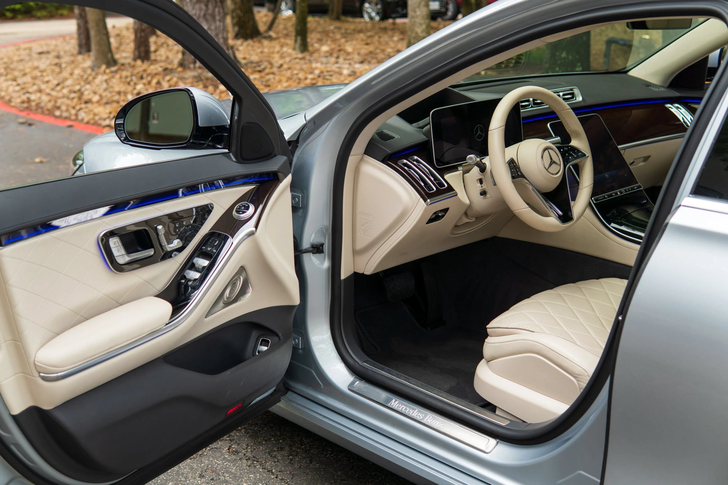 Used 2023 Mercedes-Benz S 580 4MATIC Sedan w/ Warmth & Comfort Package image 27