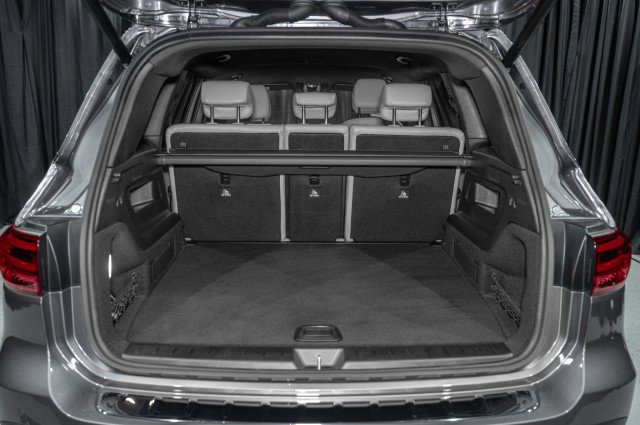 Certified 2025 Mercedes-Benz GLB 250 image 9