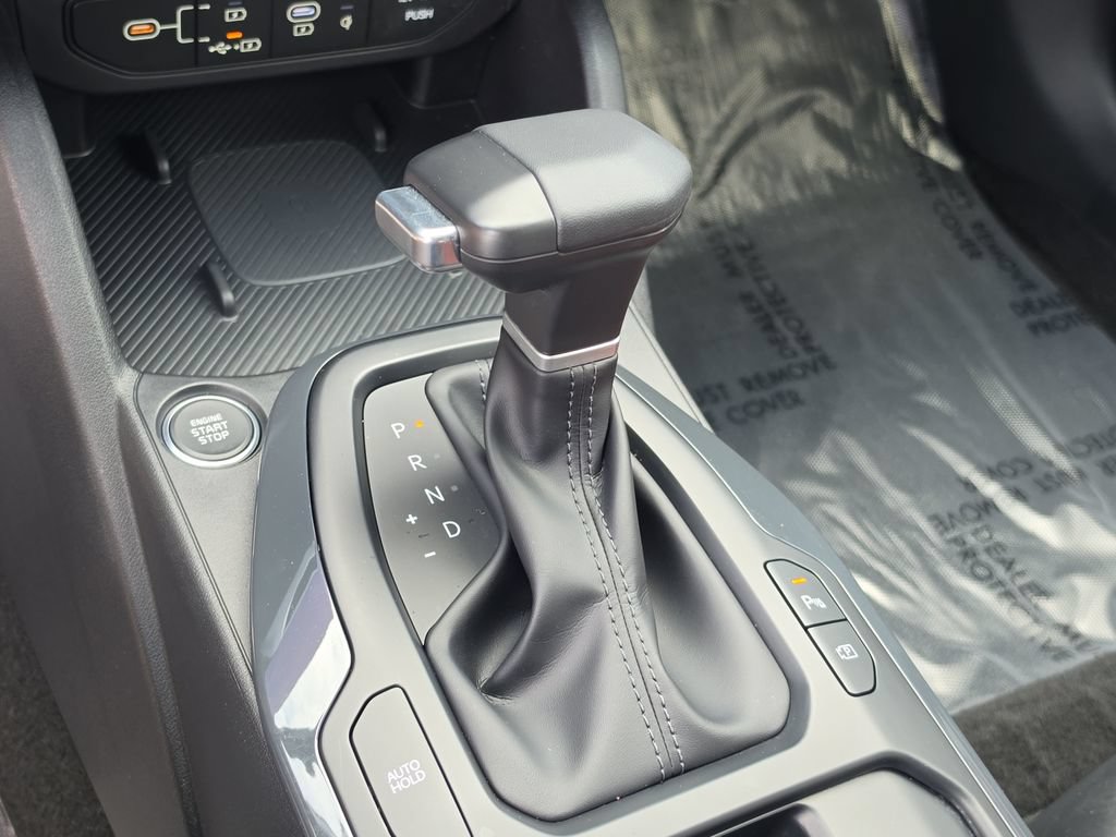 Certified 2025 Kia K4 GT-Line Turbo FWD image 22