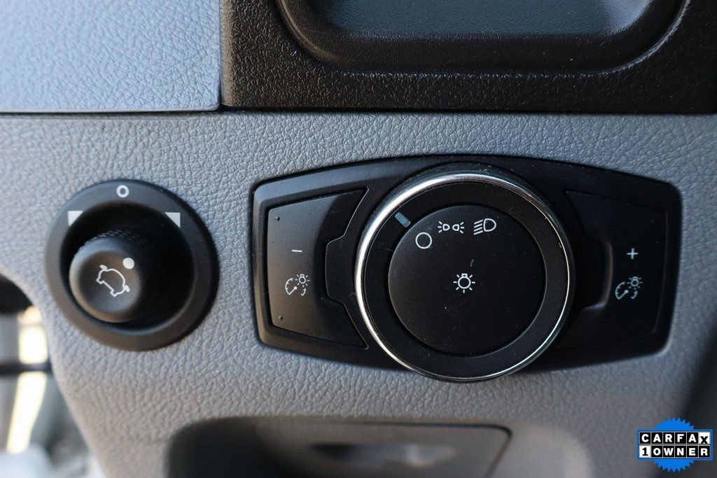 Used 2018 Ford Transit 350 XL image 17