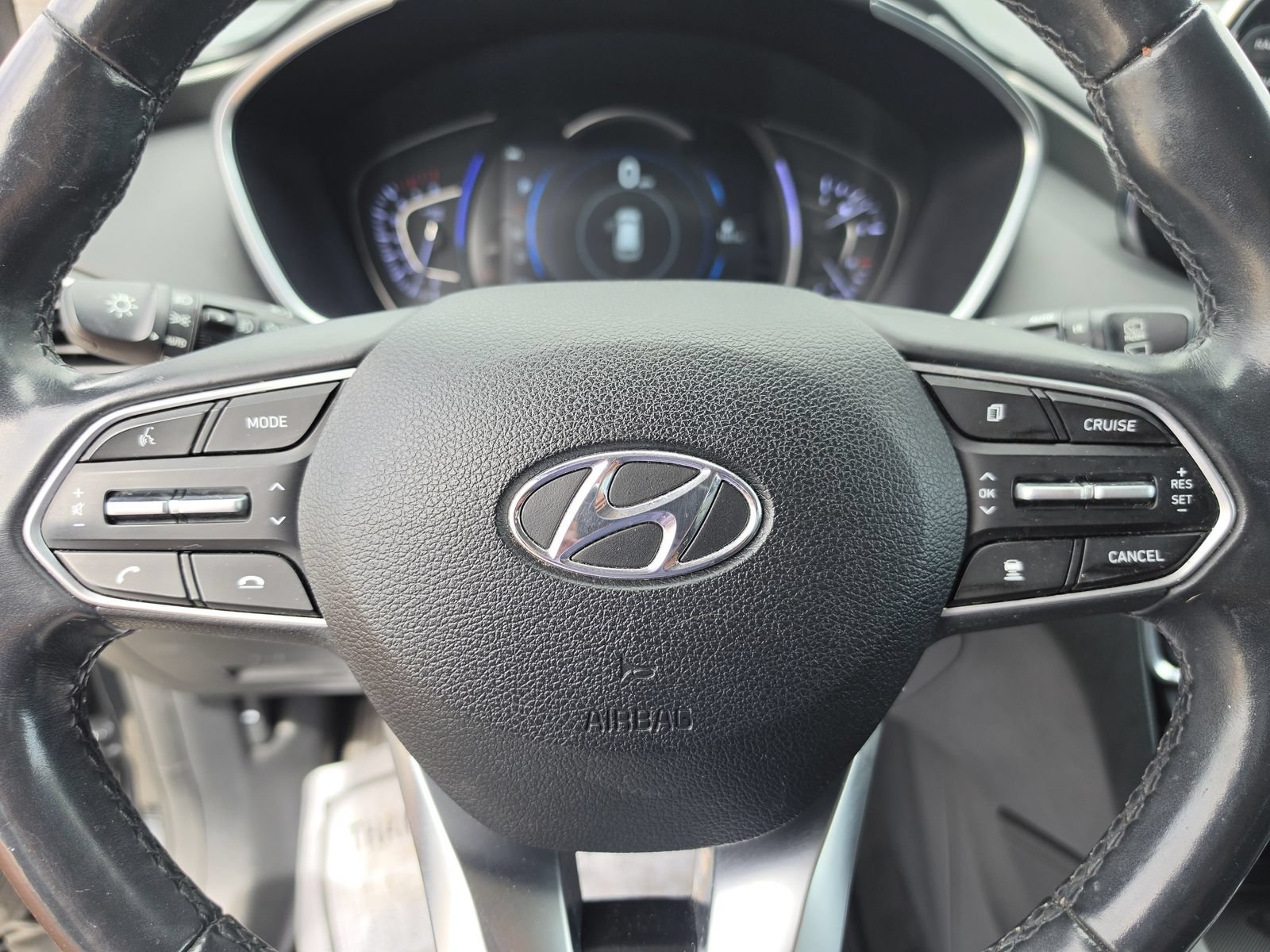 Used 2019 Hyundai Santa Fe AWD w/ Cargo Package image 34
