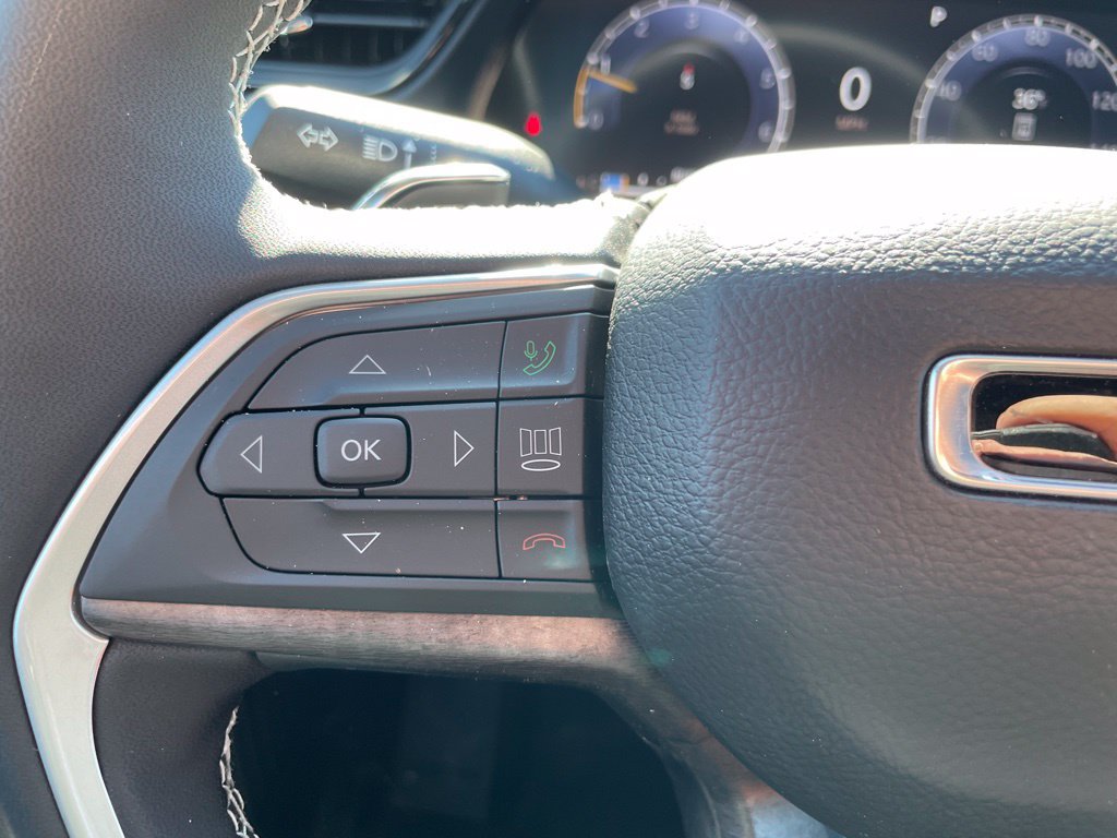 New 2026 Jeep Grand Cherokee Altitude AWD/4WD image 18