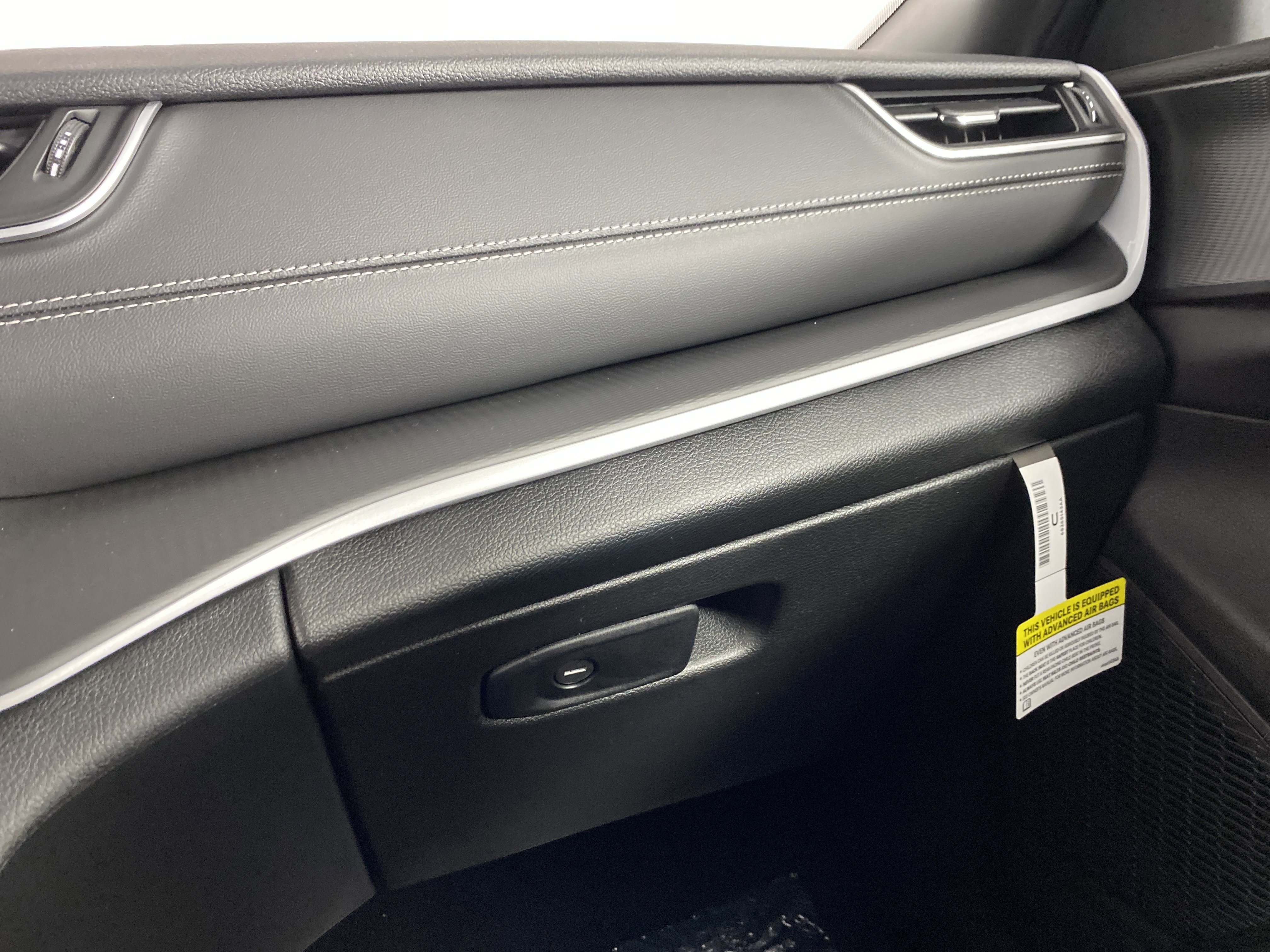 New 2025 Jeep Grand Cherokee L Altitude image 29