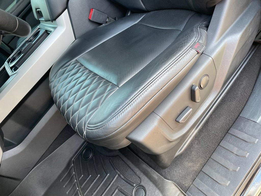 Used 2021 Ford F250 Lariat AWD/4WD image 23