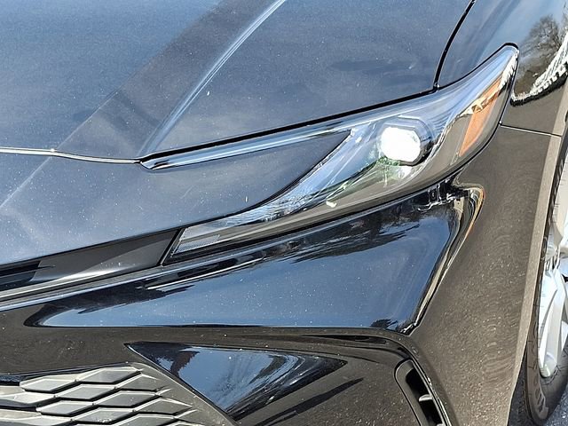 Used 2026 Toyota Camry LE FWD image 11
