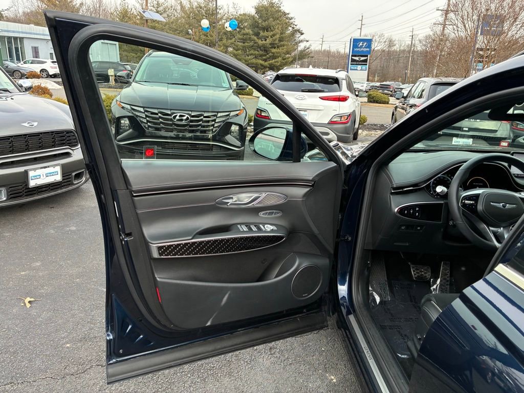 Used 2022 Genesis GV70 3.5T Sport w/ Sport Prestige Package image 46