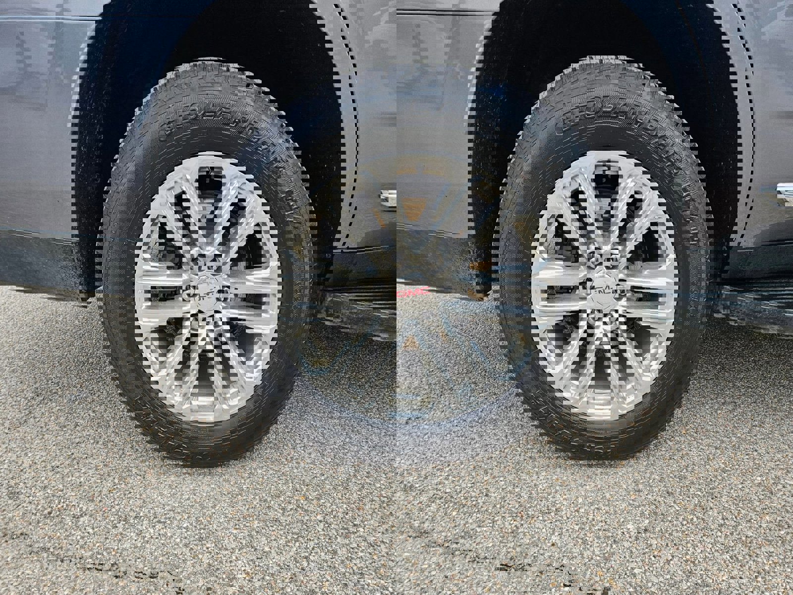 Used 2022 GMC Yukon SLT w/ SLT Luxury Package image 33