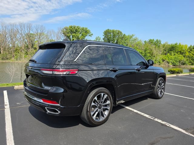 Used 2023 Jeep Grand Cherokee Overland AWD/4WD image 7