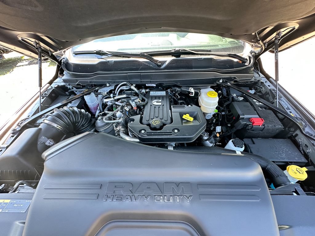 New 2026 RAM 3500 Tradesman AWD/4WD image 40
