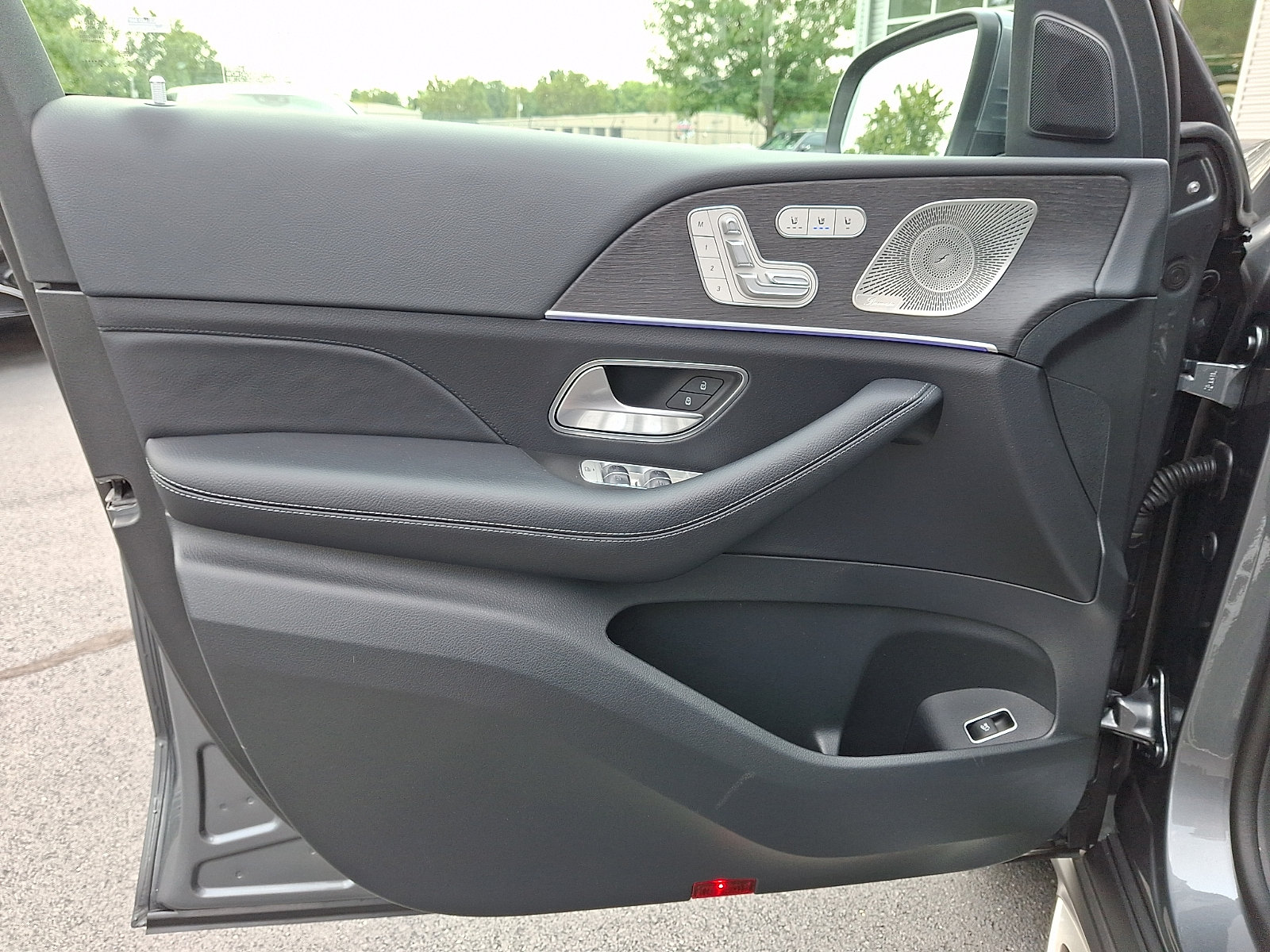 Used 2026 Mercedes-Benz GLE 450 4MATIC image 13