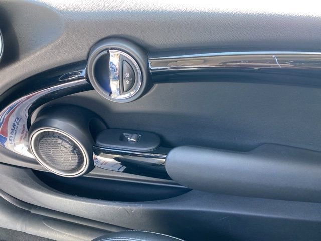 Used 2015 MINI Cooper S image 28