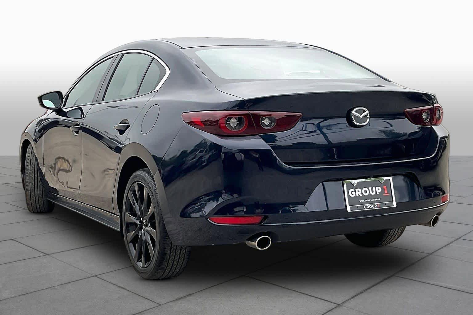 Used 2024 MAZDA MAZDA3 s FWD image 10