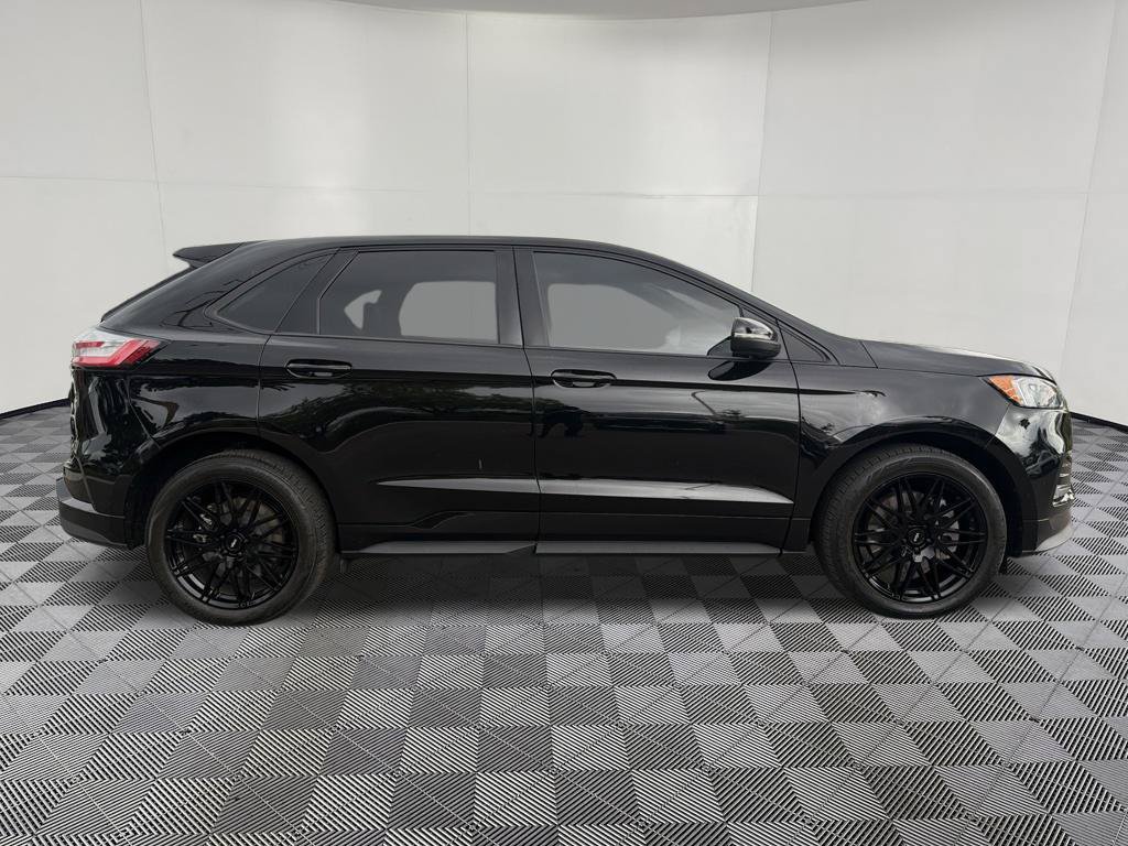 Used 2023 Ford Edge ST AWD/4WD image 9