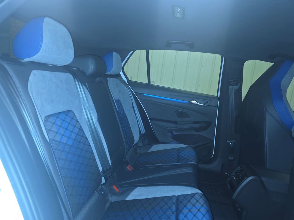 Used 2025 Volkswagen Golf w/ Euro Style Package image 23