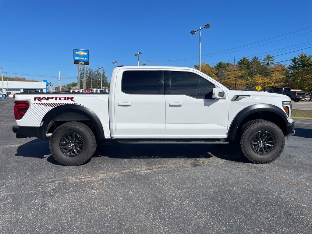 Used 2025 Ford F150 Raptor image 9