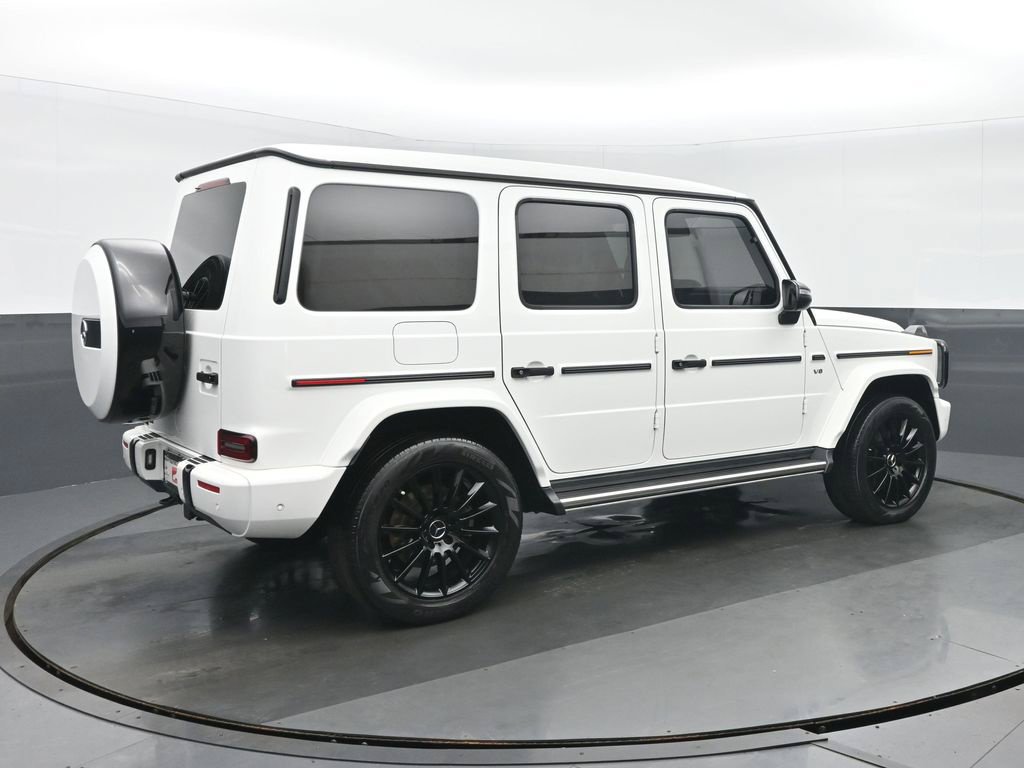 Used 2022 Mercedes-Benz G 550 image 3