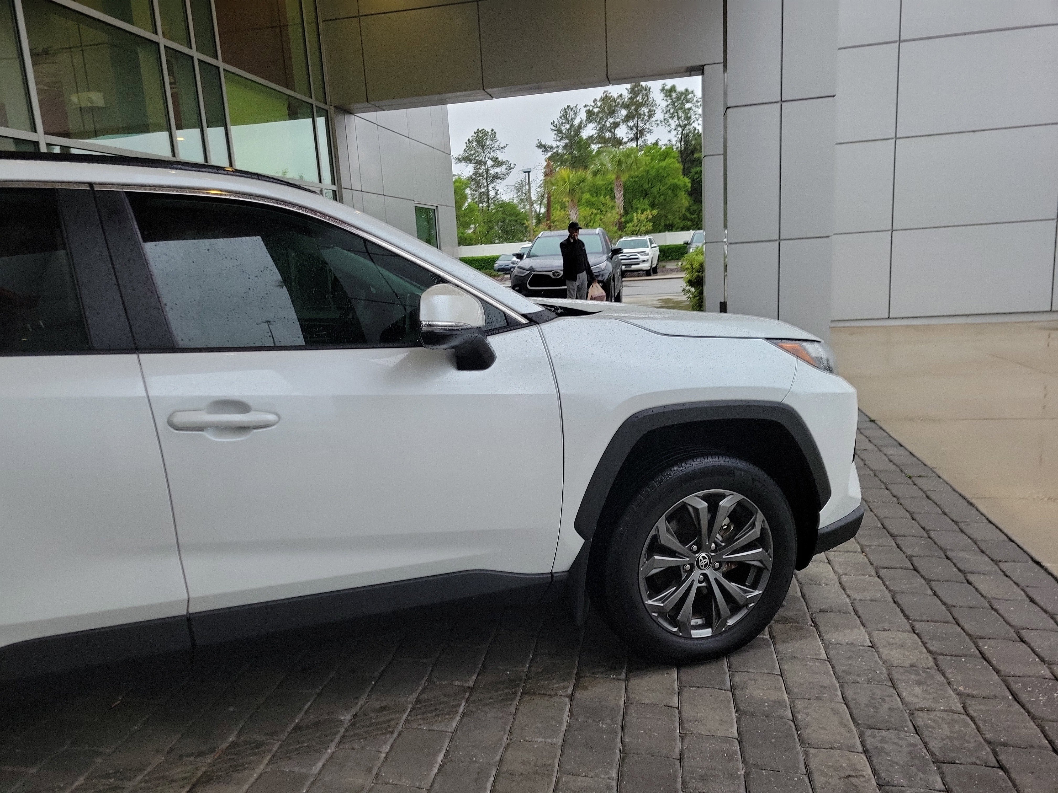 Certified 2025 Toyota RAV4 XLE Premium image 8