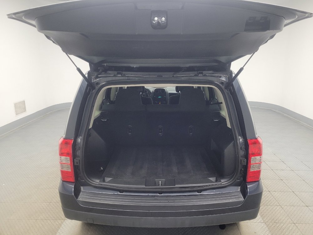Used 2015 Jeep Patriot Sport w/ Power Value Group AWD/4WD image 29