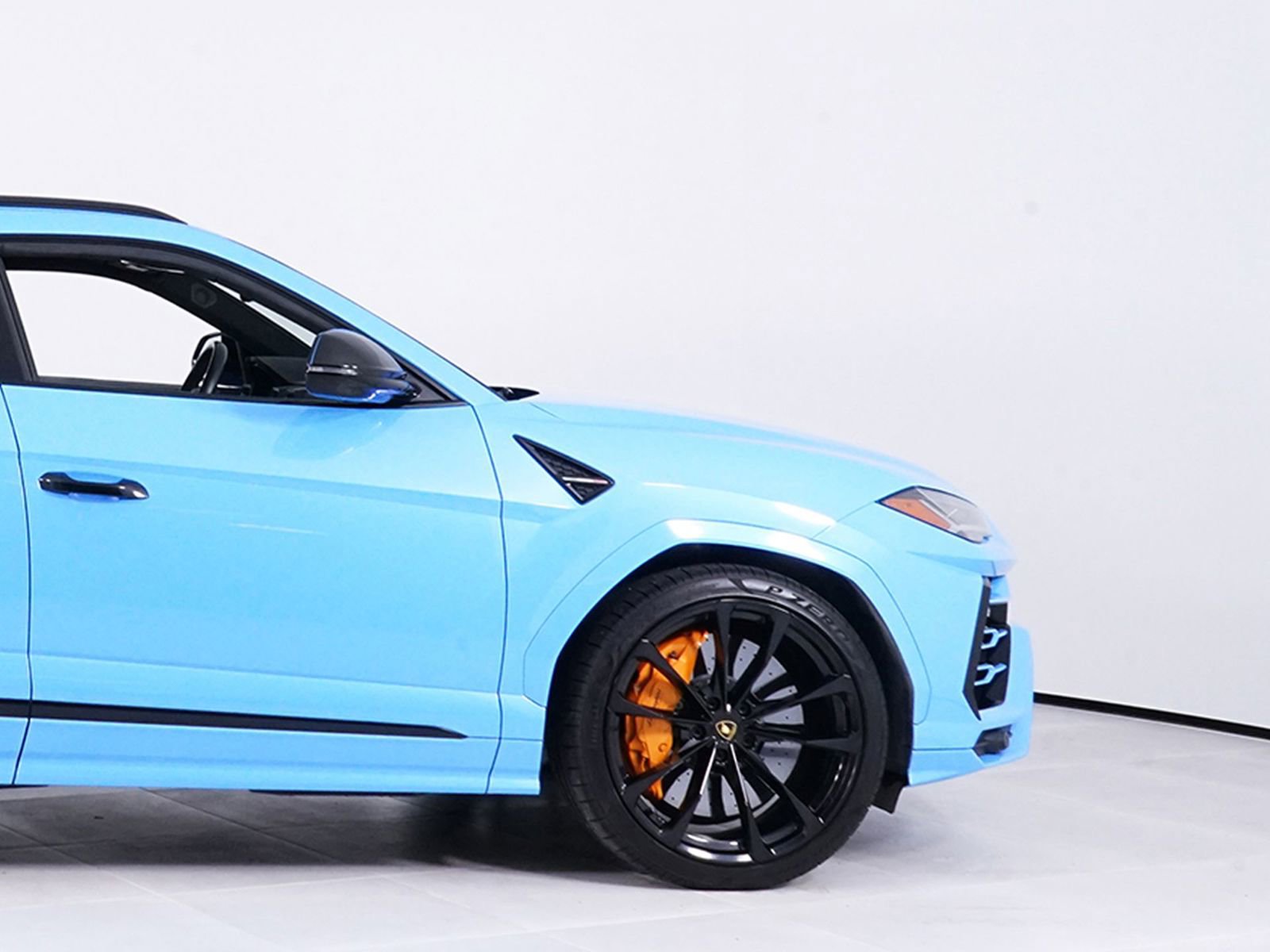 Used 2021 Lamborghini Urus image 15