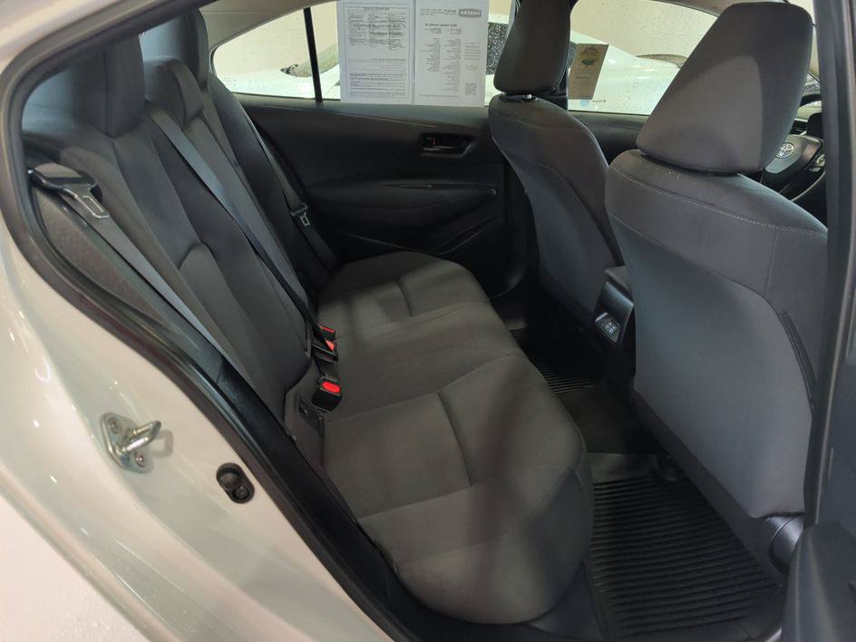 Used 2023 Toyota Corolla LE w/ LE Convenience Package FWD image 13