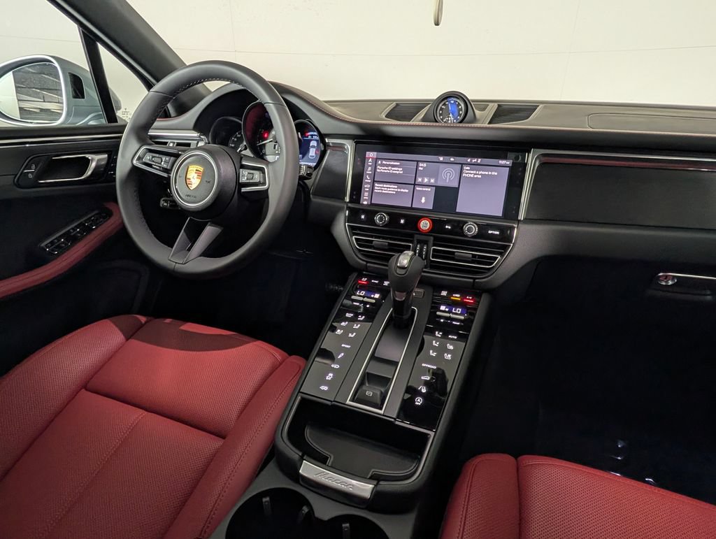 New 2026 Porsche Macan GTS AWD/4WD image 22