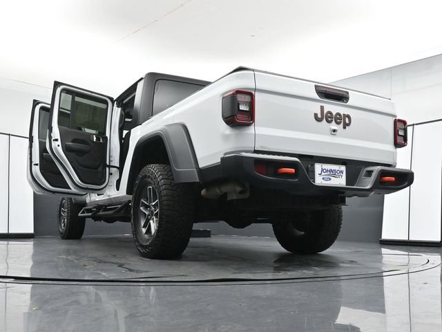 Used 2024 Jeep Gladiator Mojave w/ Technology Group AWD/4WD image 36
