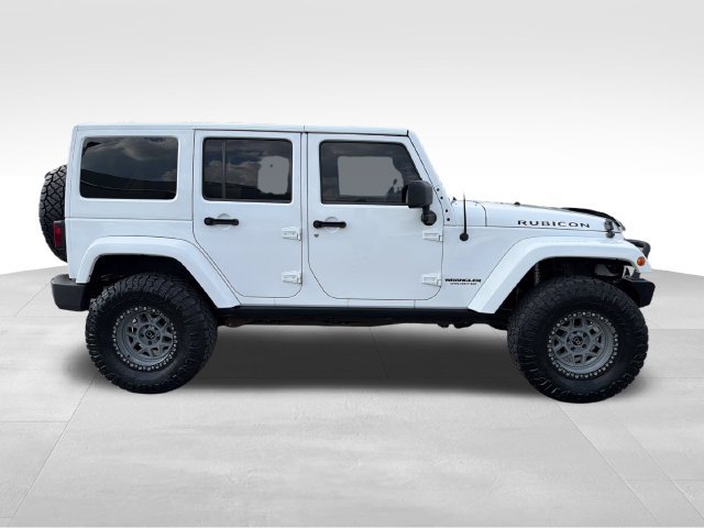 Used 2014 Jeep Wrangler Unlimited Rubicon w/ Connectivity Group AWD/4WD image 8