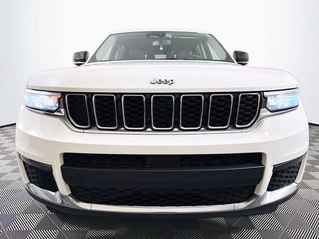 Used 2021 Jeep Grand Cherokee L Limited AWD/4WD image 11