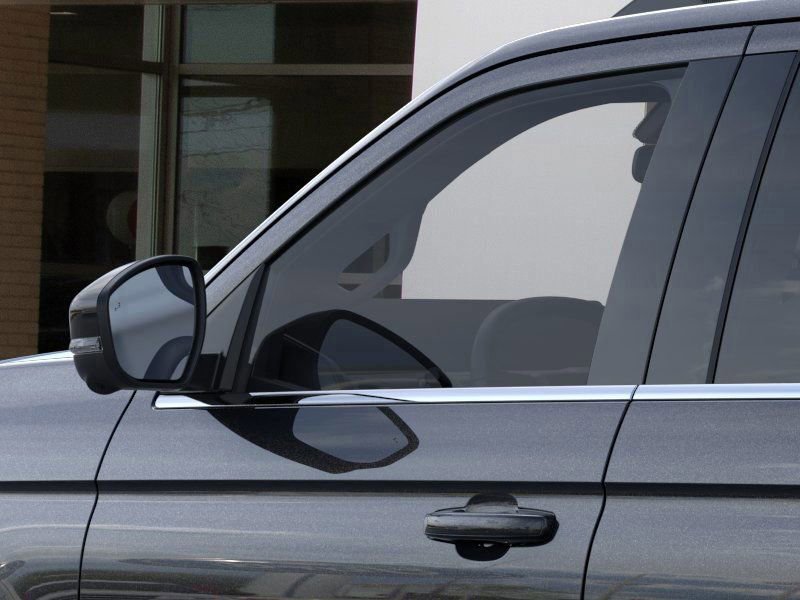 Used 2025 Ford Expedition Active image 23