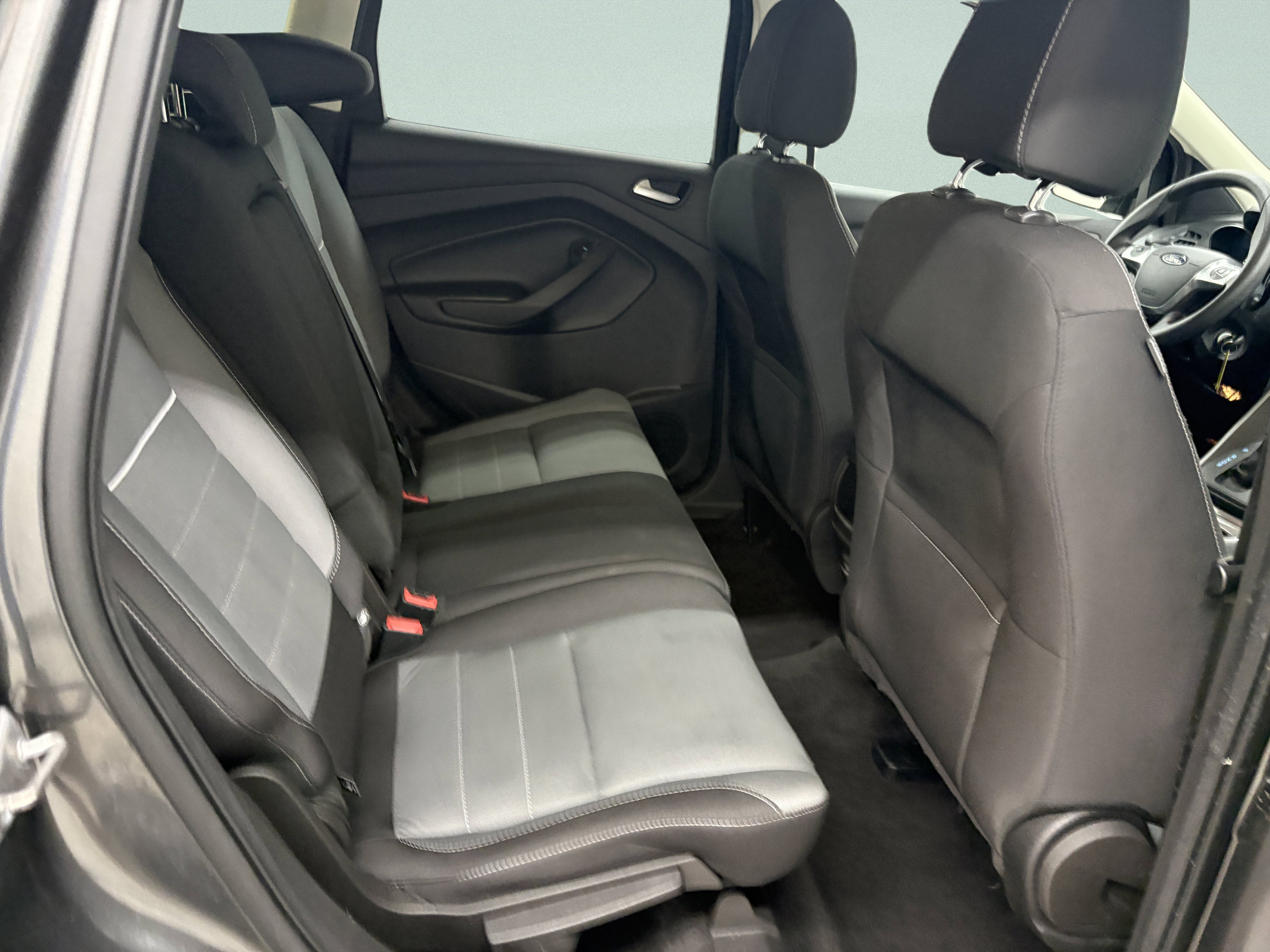 Used 2015 Ford Escape SE AWD/4WD image 20