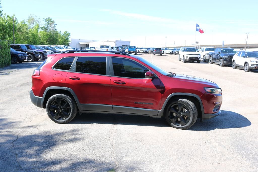 Used 2020 Jeep Cherokee Latitude Plus image 6