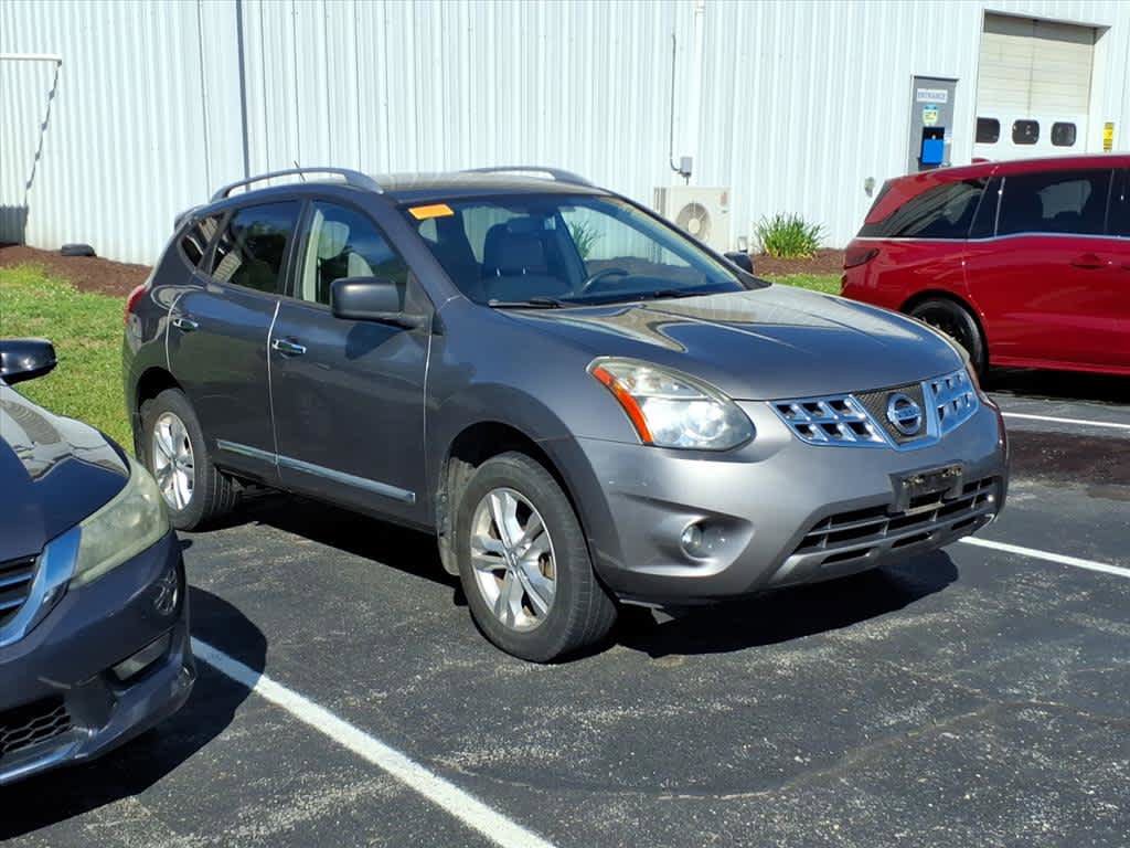 Used 2015 Nissan Rogue S w/ Convenience Package AWD/4WD image 9