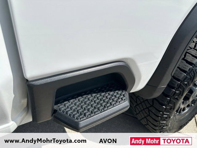 Used 2025 GMC Sierra 2500 AT4X w/ AT4X AEV Edition AWD/4WD image 52
