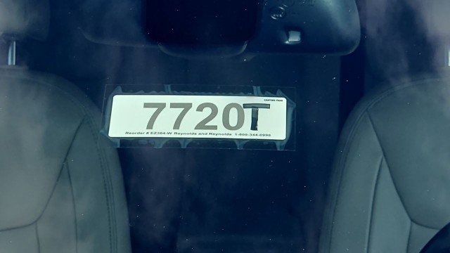 Used 2015 Chrysler 300 Limited RWD image 32