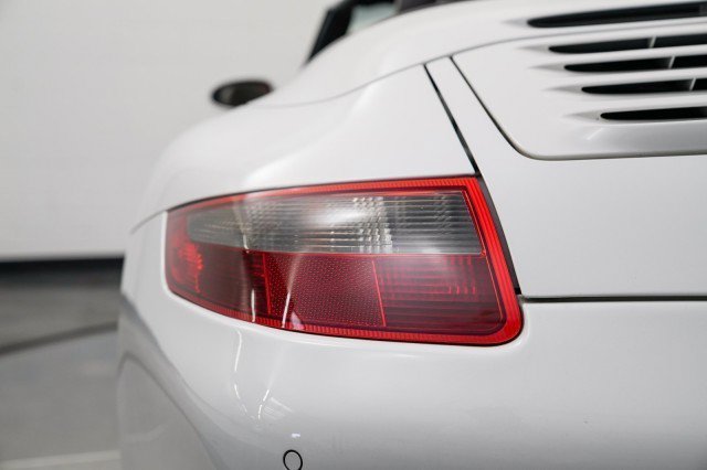Used 2005 Porsche 911 Carrera image 22