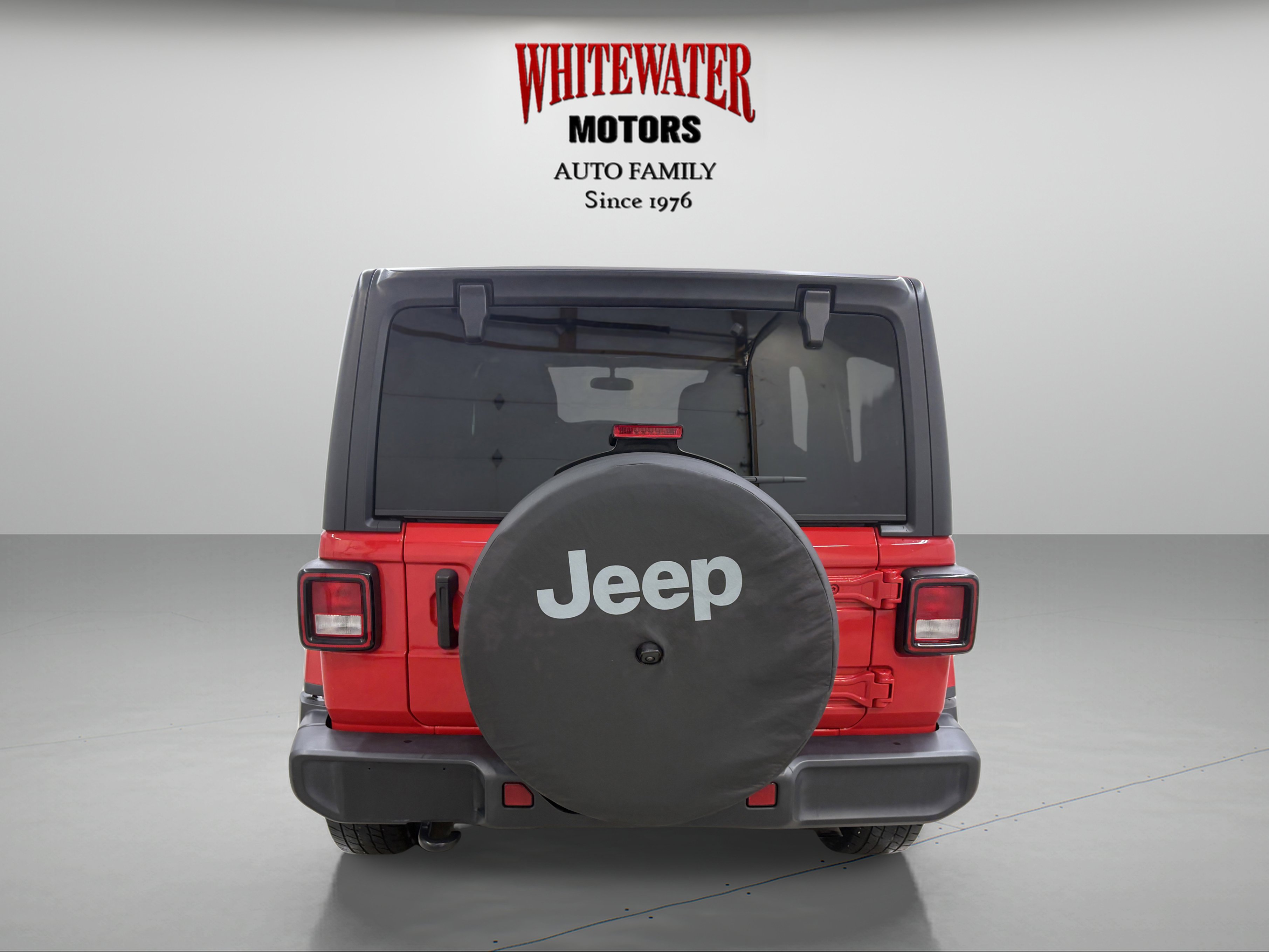 Used 2021 Jeep Wrangler Unlimited Sahara image 3