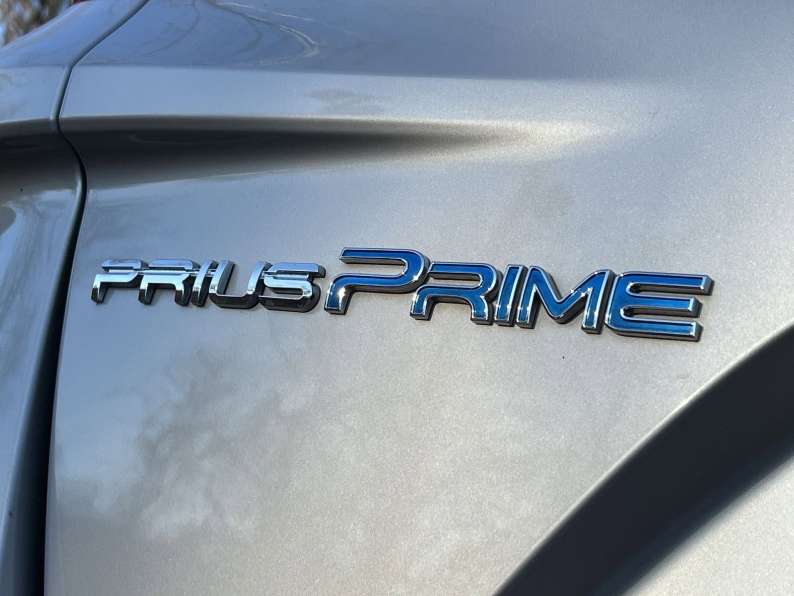 Used 2022 Toyota Prius Prime LE image 28