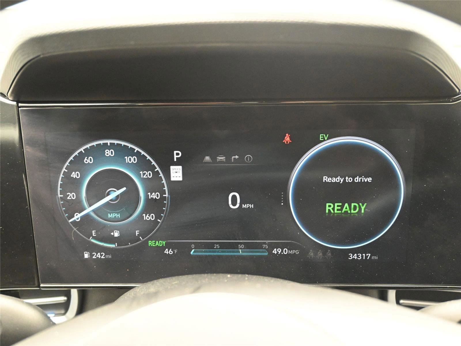 Used 2024 Hyundai Elantra Blue FWD image 11