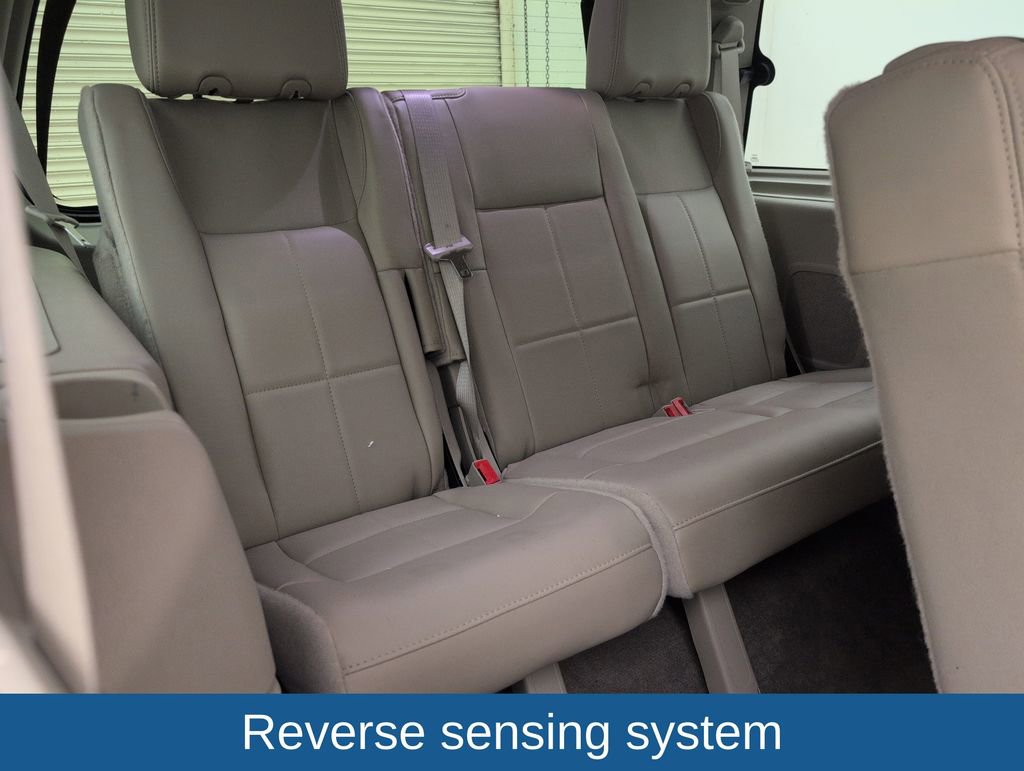 Used 2014 Lincoln Navigator 2WD image 17