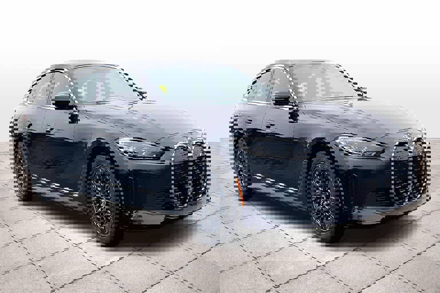 Used 2023 BMW i4 eDrive35 w/ Premium Package image 2