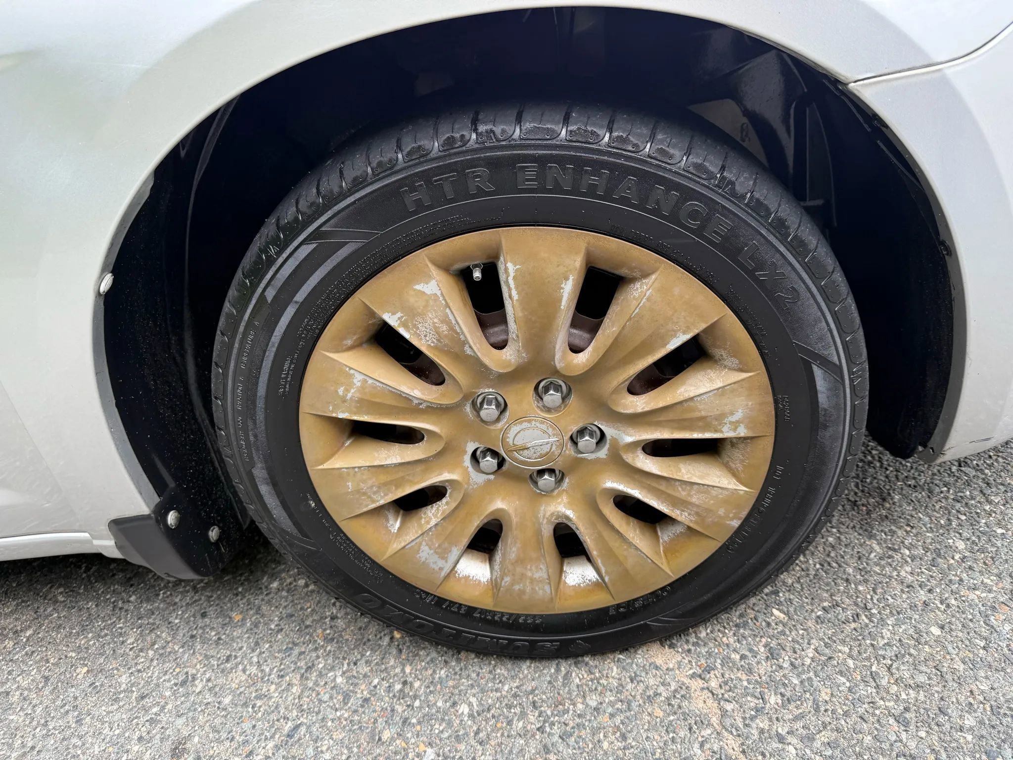 Used 2012 Chrysler 200 LX image 6