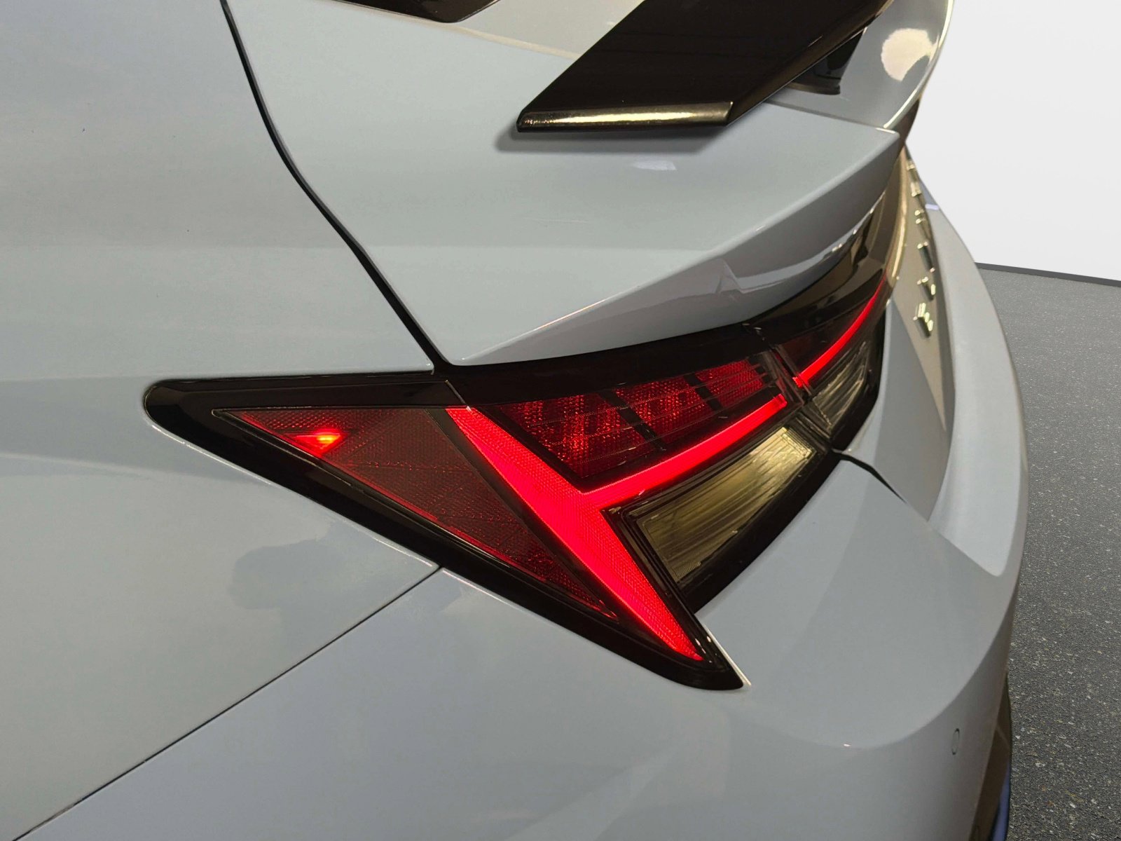 Used 2023 Hyundai Elantra N FWD image 16