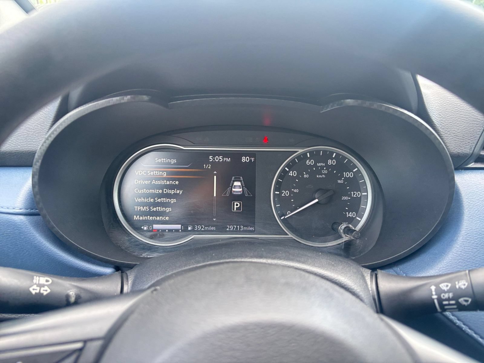 Used 2025 Nissan Versa SV FWD image 39