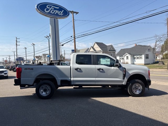 New 2025 Ford F250 XL w/ XL Driver Assist Package image 4