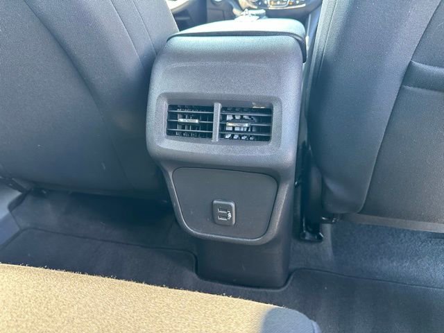 Used 2024 Chevrolet Equinox LT image 12