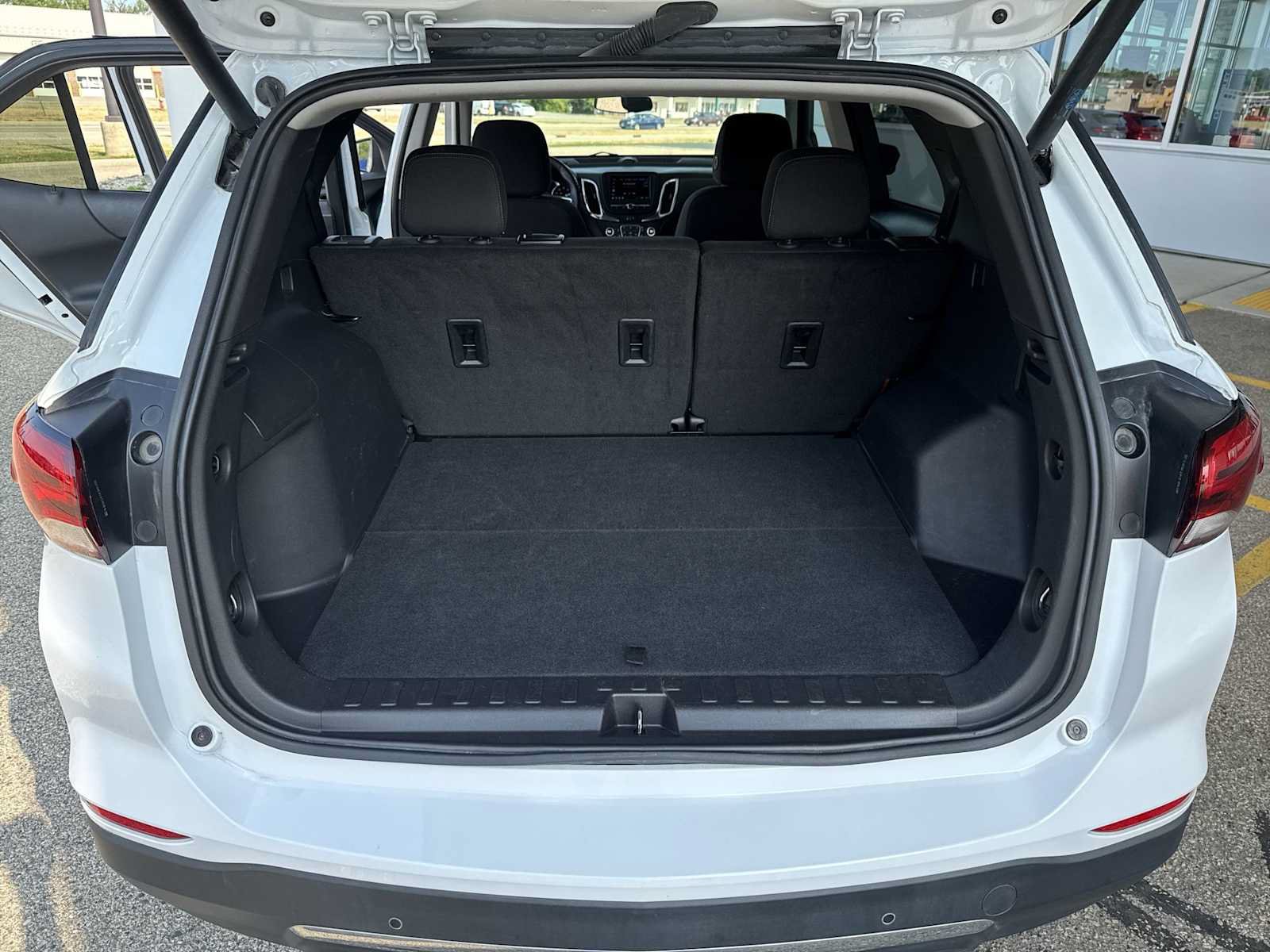 Certified 2024 Chevrolet Equinox LT AWD/4WD image 22